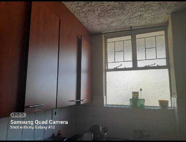 2 BEDROOM APARTMENT FOR SALE IN SUNNYSIDE